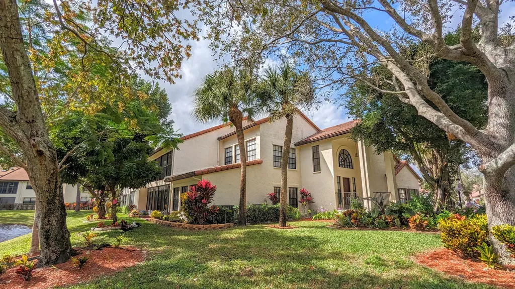3002 Lucerne Park Drive Greenacres FL 33467