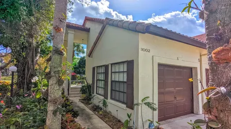 3002 Lucerne Park Drive Greenacres FL 33467