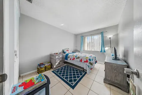 4827 Orleans Court West Palm Beach FL 33415