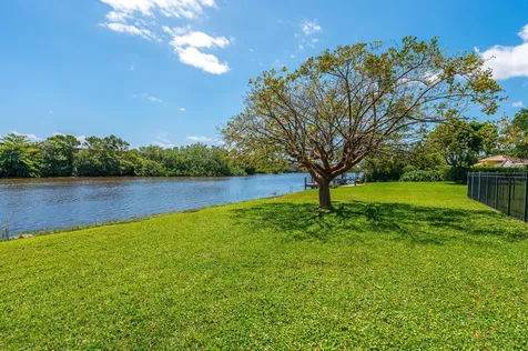 1124 Carambola Circle West Palm Beach FL 33406