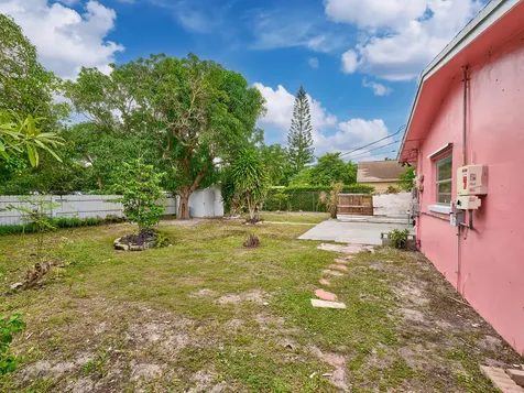1010 S B Street Lake Worth Beach FL 33460