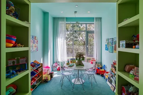 17111 Biscayne Boulevard North Miami Beach FL 33160
