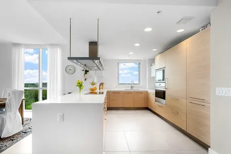 17111 Biscayne Boulevard North Miami Beach FL 33160