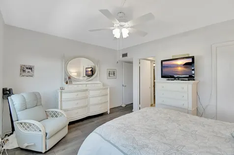 1481 S Ocean Boulevard Lauderdale By The Sea FL 33062