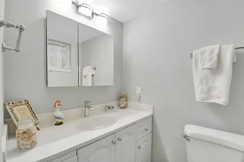 1481 S Ocean Boulevard Lauderdale By The Sea FL 33062