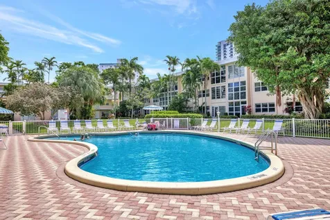 1481 S Ocean Boulevard Lauderdale By The Sea FL 33062