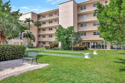 1481 S Ocean Boulevard Lauderdale By The Sea FL 33062
