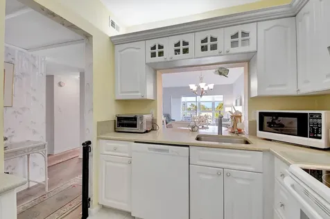 1481 S Ocean Boulevard Lauderdale By The Sea FL 33062