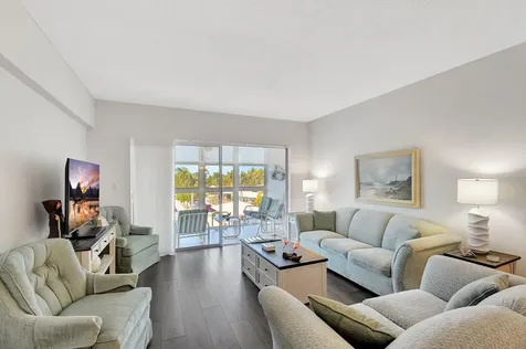 1481 S Ocean Boulevard Lauderdale By The Sea FL 33062