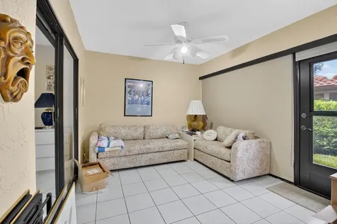 6234 Pointe Regal Circle Delray Beach FL 33484