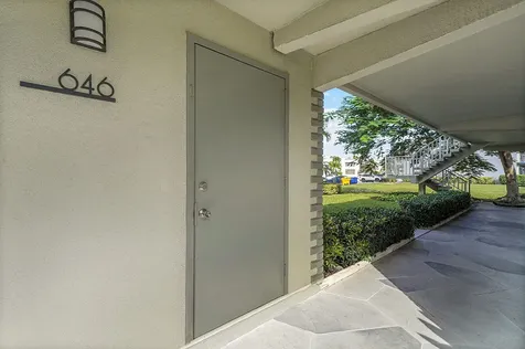 646 Flanders Delray Beach FL 33484