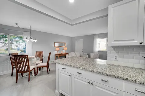 646 Flanders Delray Beach FL 33484