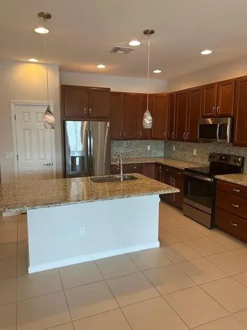 11066 SW Sunrise Lake Drive Port Saint Lucie FL 34987