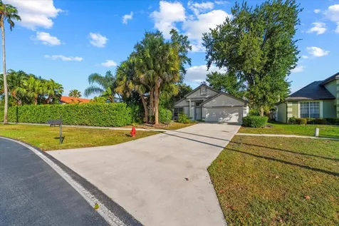 12709 White Coral Drive Wellington FL 33414