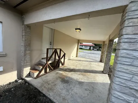 217 Nw Avenue E Belle Glade FL 33430