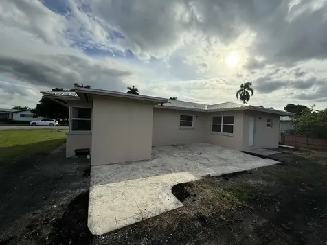 217 Nw Avenue E Belle Glade FL 33430