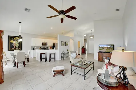 19405 Sw 67th Street Pembroke Pines FL 33332