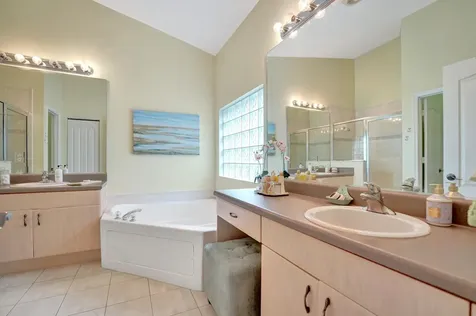 19405 Sw 67th Street Pembroke Pines FL 33332