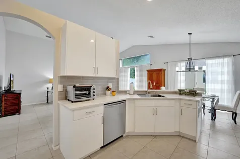 19405 Sw 67th Street Pembroke Pines FL 33332