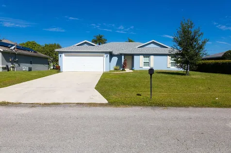 517 Sw Ray Avenue Port Saint Lucie FL 34983