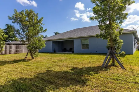 517 Sw Ray Avenue Port Saint Lucie FL 34983