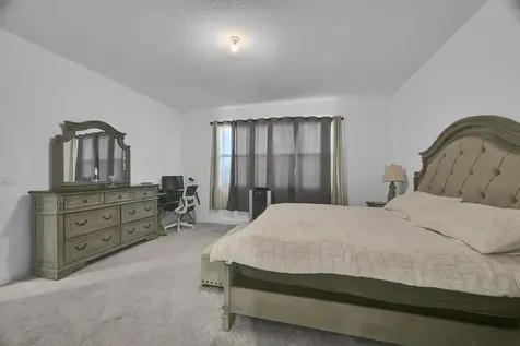 10325 Sw Phineas Lane Port Saint Lucie FL 34987