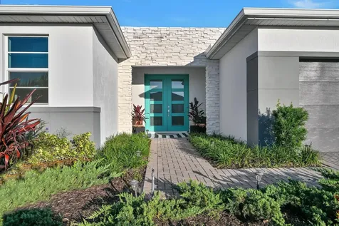 10325 Sw Phineas Lane Port Saint Lucie FL 34987