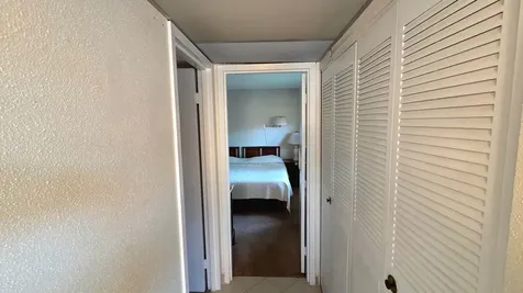 558 Saxony L Delray Beach FL 33446