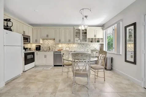 353 S Us Highway 1 Jupiter FL 33477