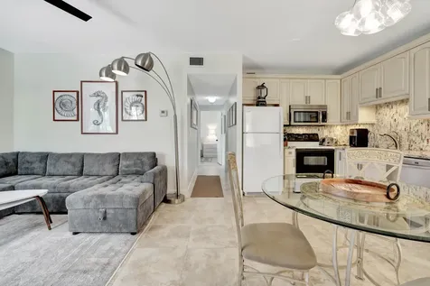 353 S Us Highway 1 Jupiter FL 33477