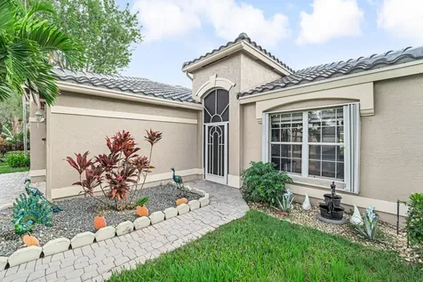 9799 Crescent View Drive Boynton Beach FL 33437