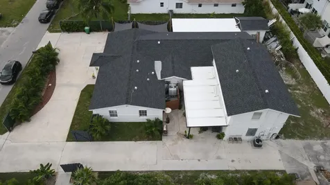 1613 Sherwood Avenue Mangonia Park FL 33407