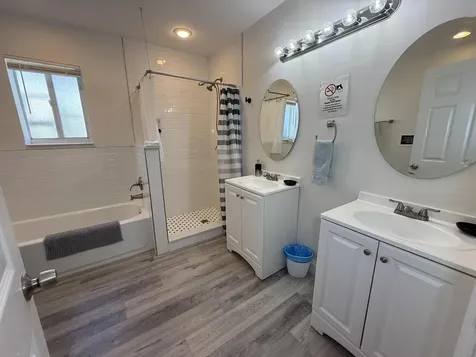 1613 Sherwood Avenue Mangonia Park FL 33407