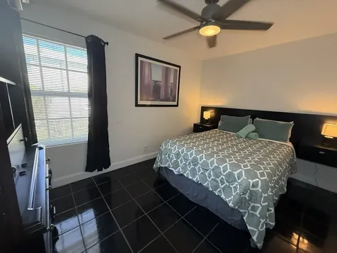 1613 Sherwood Avenue Mangonia Park FL 33407
