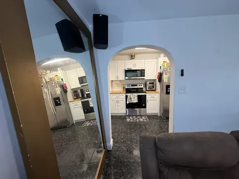 1613 Sherwood Avenue Mangonia Park FL 33407