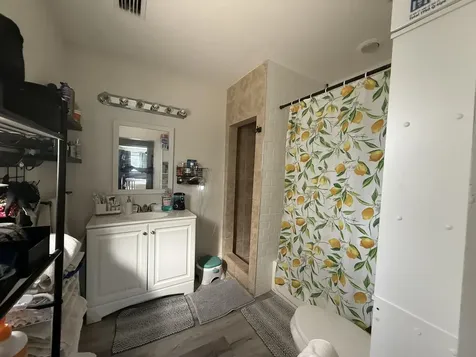 1613 Sherwood Avenue Mangonia Park FL 33407