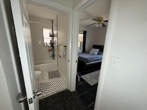 1613 Sherwood Avenue Mangonia Park FL 33407
