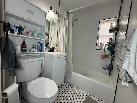 1613 Sherwood Avenue Mangonia Park FL 33407