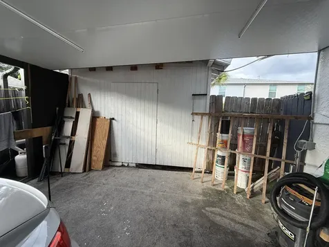 1613 Sherwood Avenue Mangonia Park FL 33407