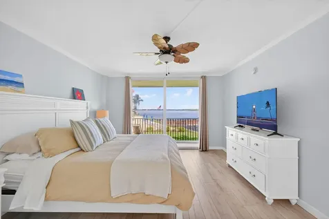 100 Paradise Harbour Boulevard North Palm Beach FL 33408