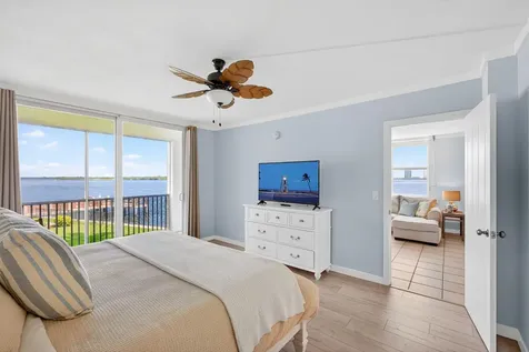 100 Paradise Harbour Boulevard North Palm Beach FL 33408