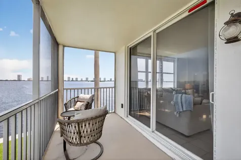 100 Paradise Harbour Boulevard North Palm Beach FL 33408