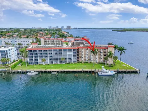 100 Paradise Harbour Boulevard North Palm Beach FL 33408