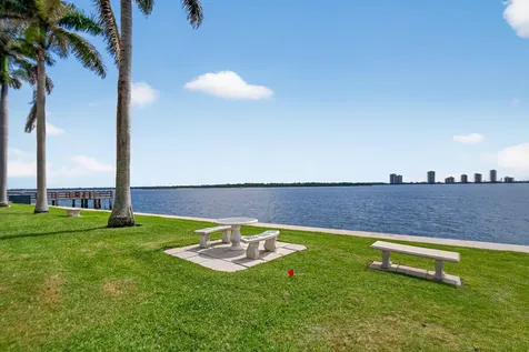100 Paradise Harbour Boulevard North Palm Beach FL 33408