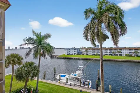 100 Paradise Harbour Boulevard North Palm Beach FL 33408