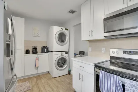 2227 NE 3rd Avenue Delray Beach FL 33444