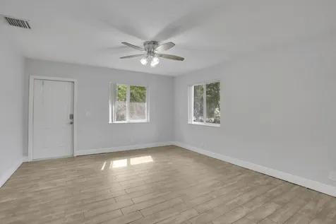 2227 NE 3rd Avenue Delray Beach FL 33444