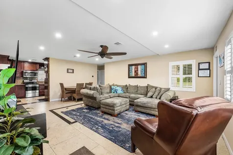 305 Sw 3rd Street Boynton Beach FL 33435
