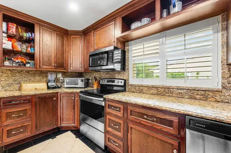 305 Sw 3rd Street Boynton Beach FL 33435