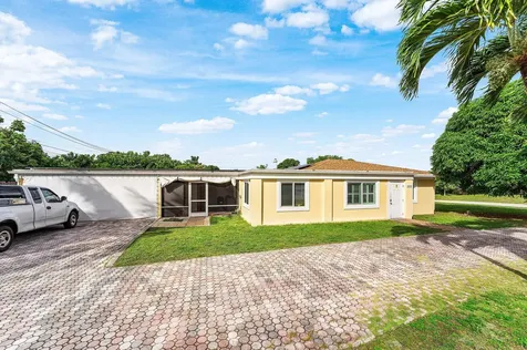 305 Sw 3rd Street Boynton Beach FL 33435